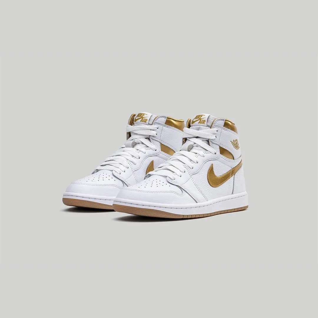 Certainly! Here’s an optimized title for the Air Jordan 1 Retro High OG FD2596-107:

**Air Jordan 1 Retro High OG White/Red - Iconic Basketball Sneakers for Ultimate Style and Comfort** 

Feel free to adjust any words or phrases to better fit your brands voice!