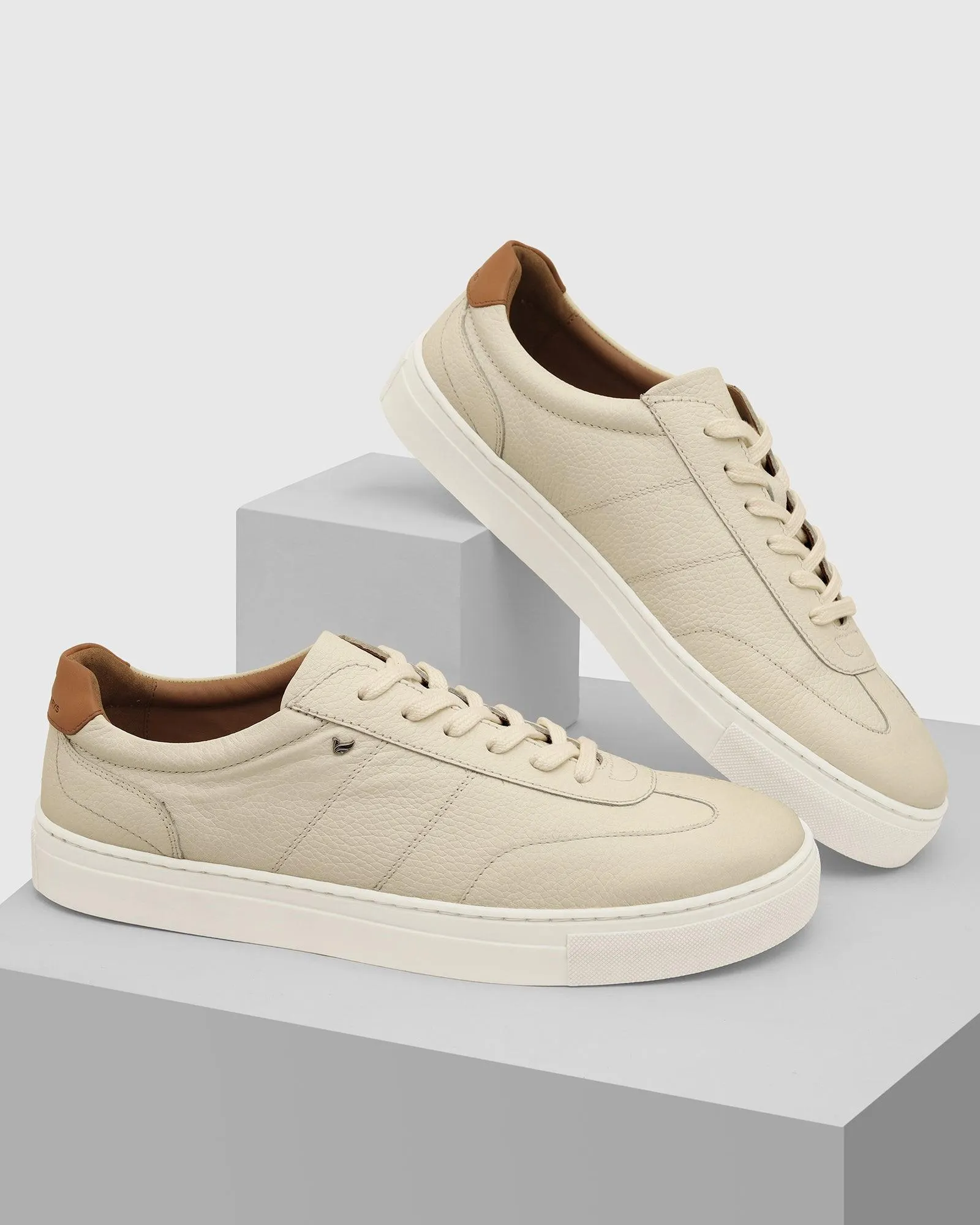 Leather Ivory White Solid Sneakers - Tablet