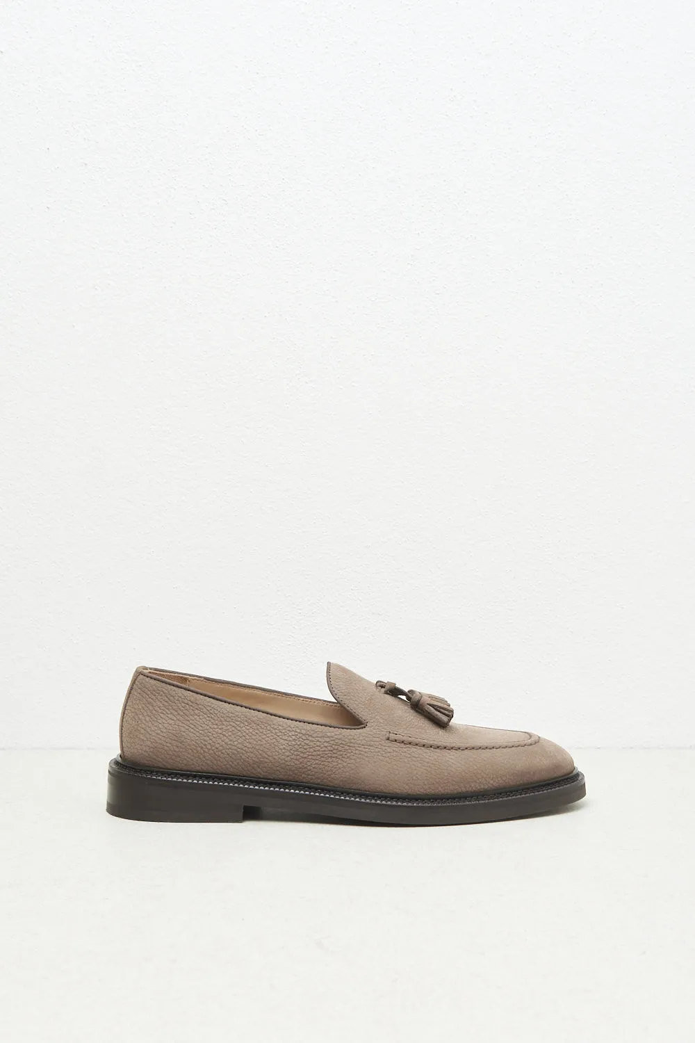 Real nabuk leather loafer